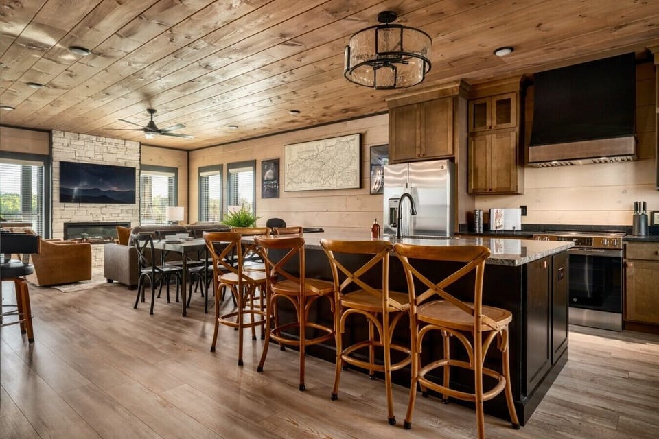 A fully stocked kitchen with everything you could need!