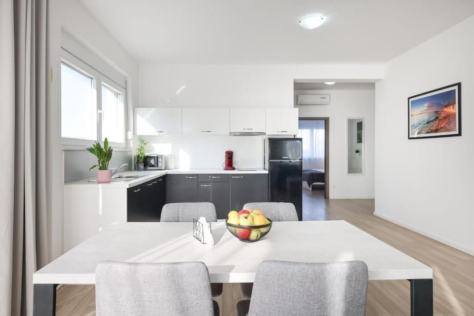 Dining room 3