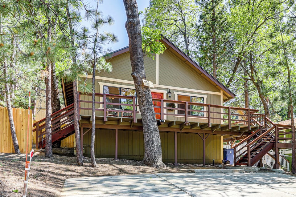Exterior | Single-Story Cabin