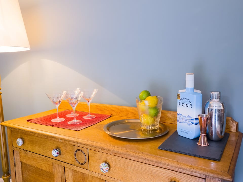 Whether it's sundowners or a nightcap, Lynwilg has the perfect spot to gather and unwind.