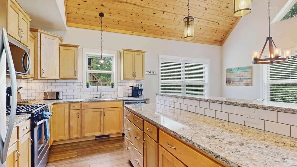 Kitchen with large island for prep