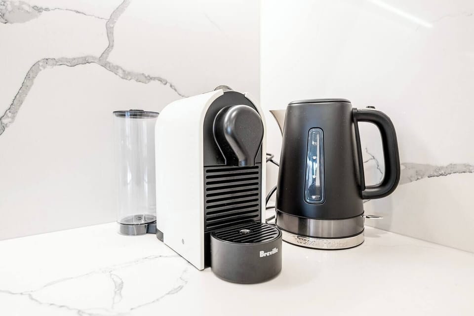 Start the day with a freshly brewed coffee from the Nespresso machine, perfect for a quiet morning moment or fuelling up before a day of adventure.