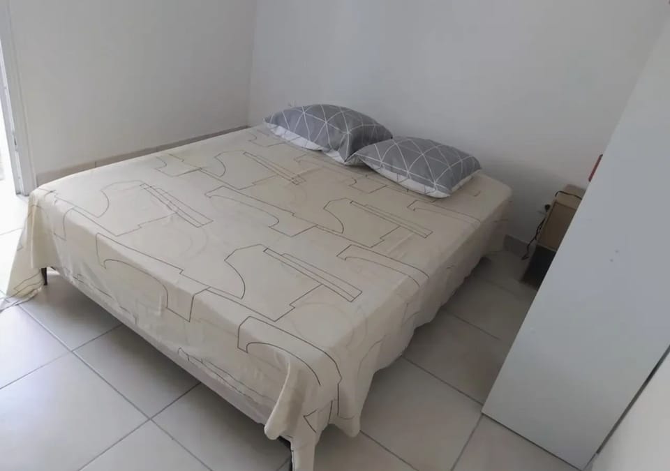 Double bed