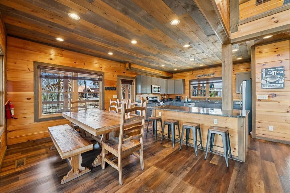 30-Dining Room