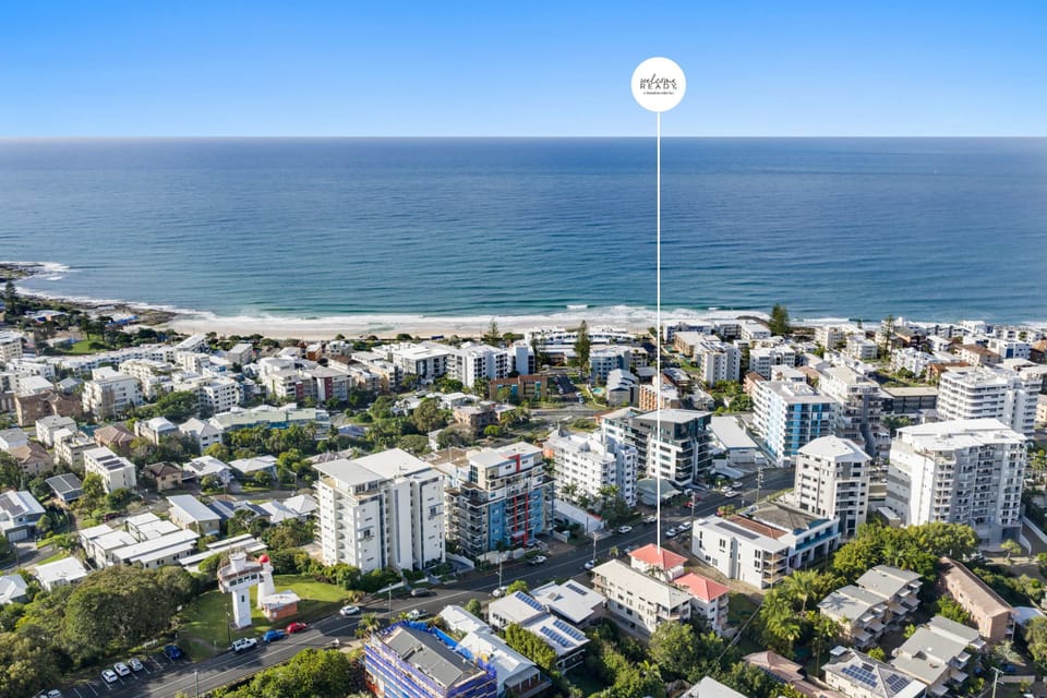 Ocean Glimpse Retreat combines coastal charm comfort and convenience near beautiful Kings Beach