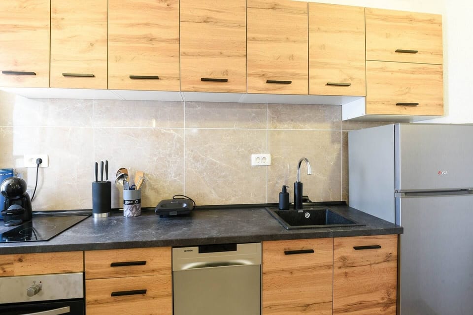 Kitchen 2