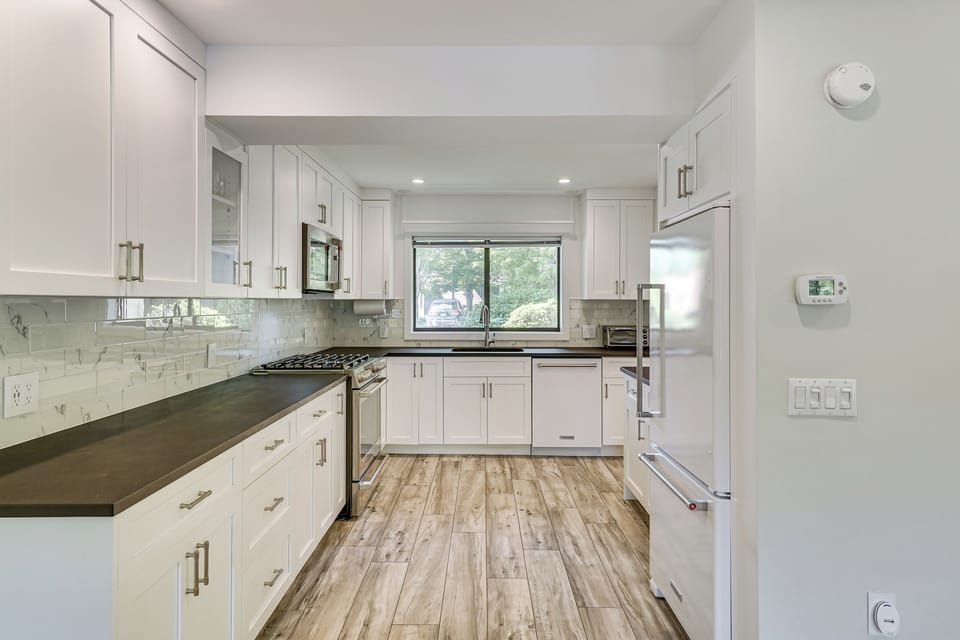 Kitchen | Main Level