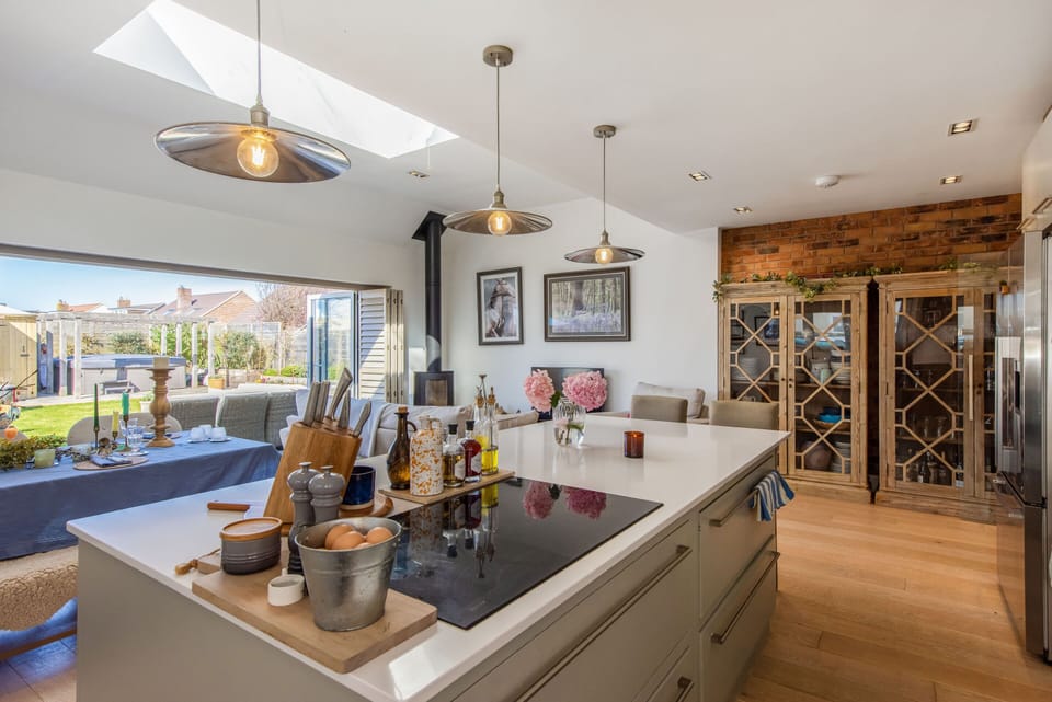 Kitchen/Living/Dining
