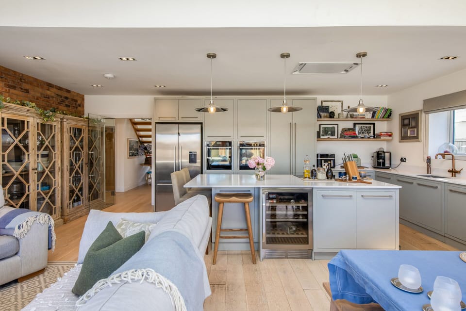 Kitchen/Living/Dining