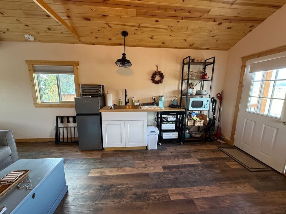 Silver Star Kitchenette