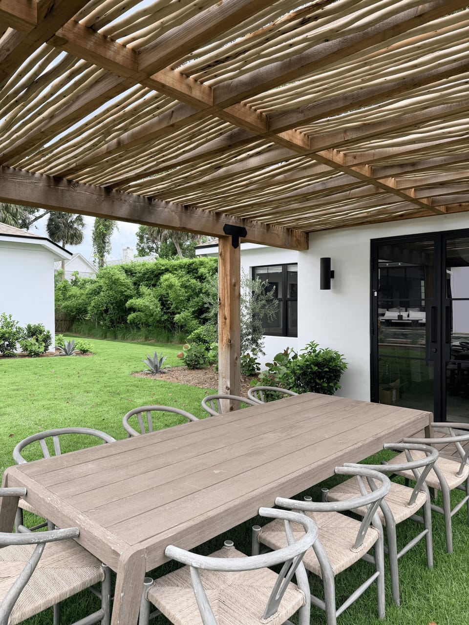 Outdoor dining