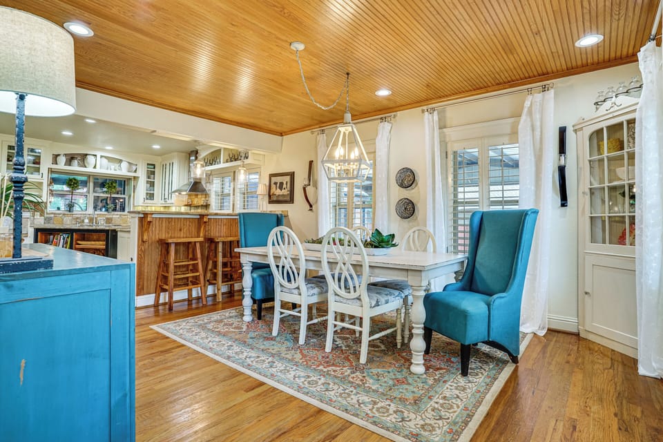 Dining Area | 1st Floor