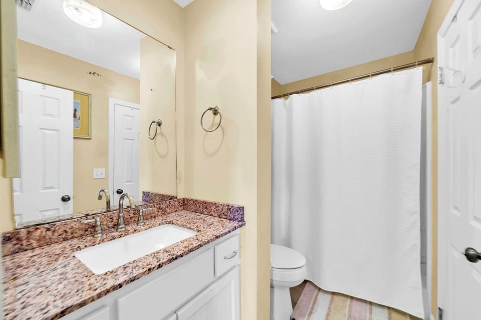 Full bathroom