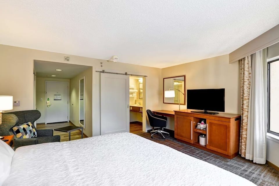 Bedroom. Interior and views may vary based on location and availability.