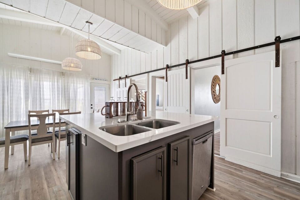 Another angle of the kitchen