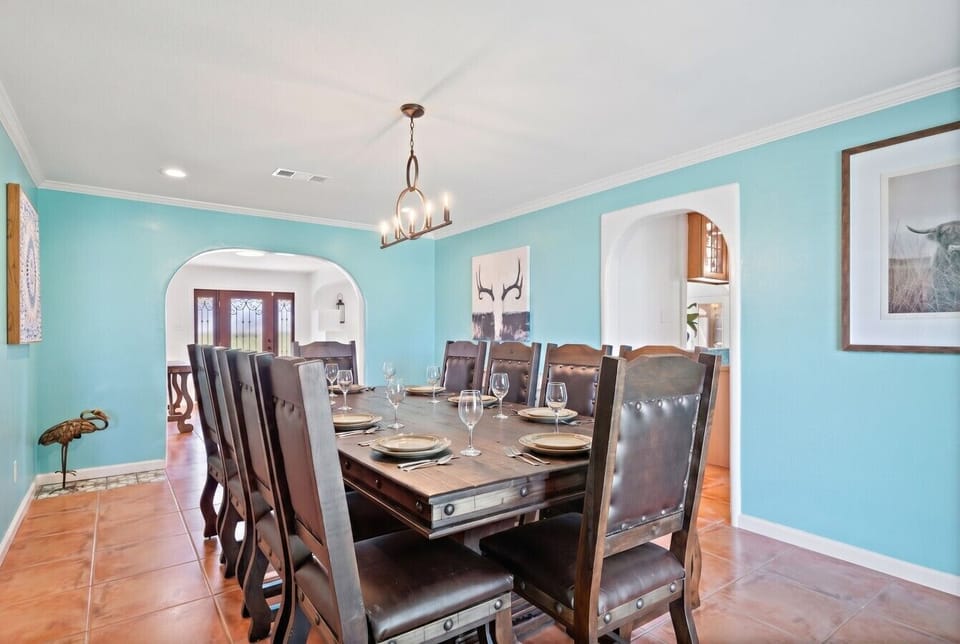 Another angle of the dining area
