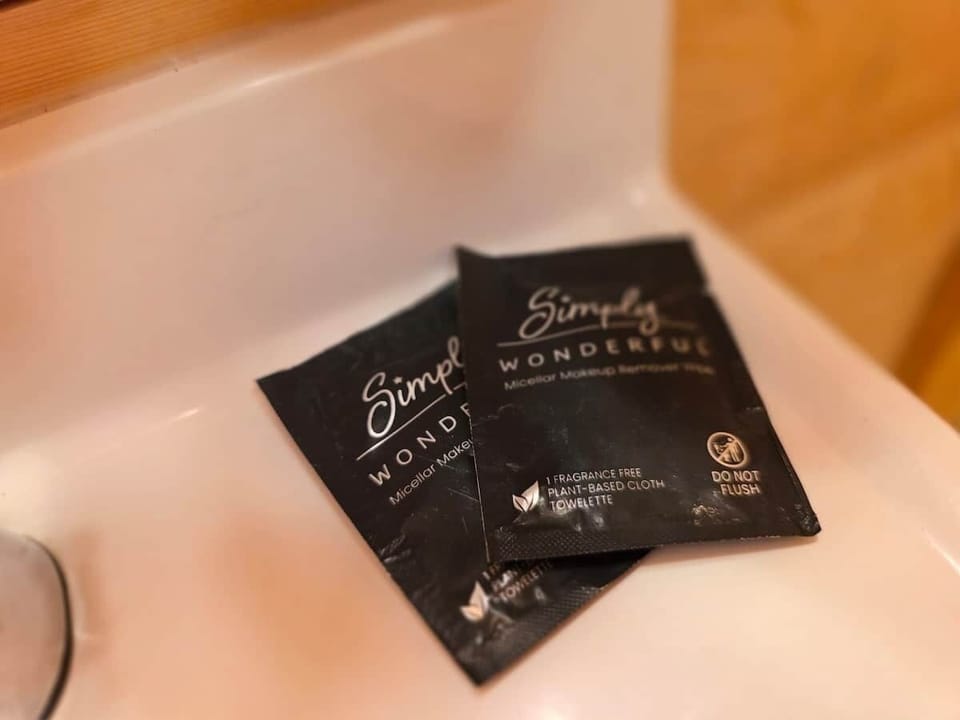 Bathroom amenities