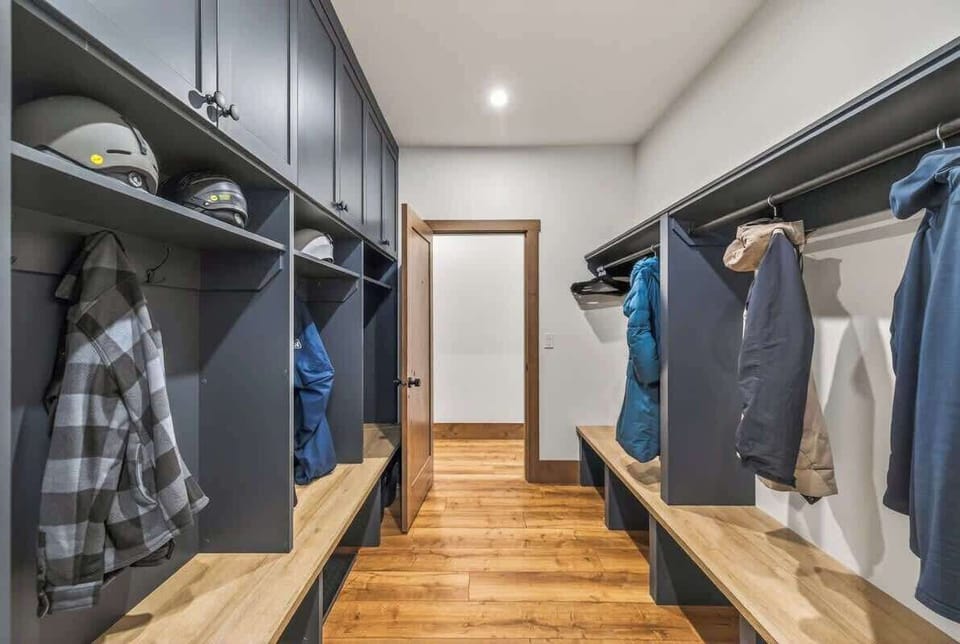 Boot Room off garage 