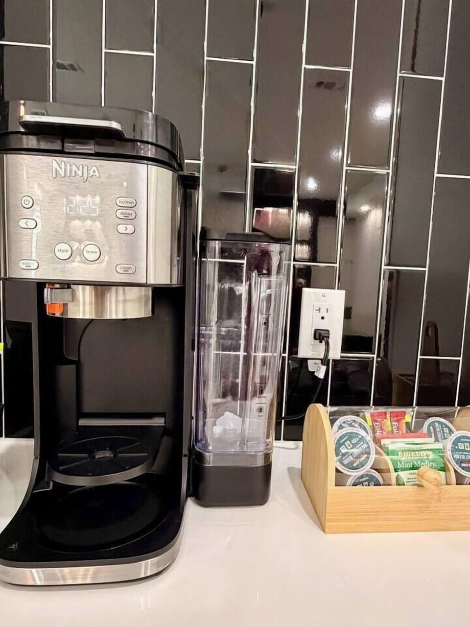 Coffee Maker | K-Cup or Drip | Tea 