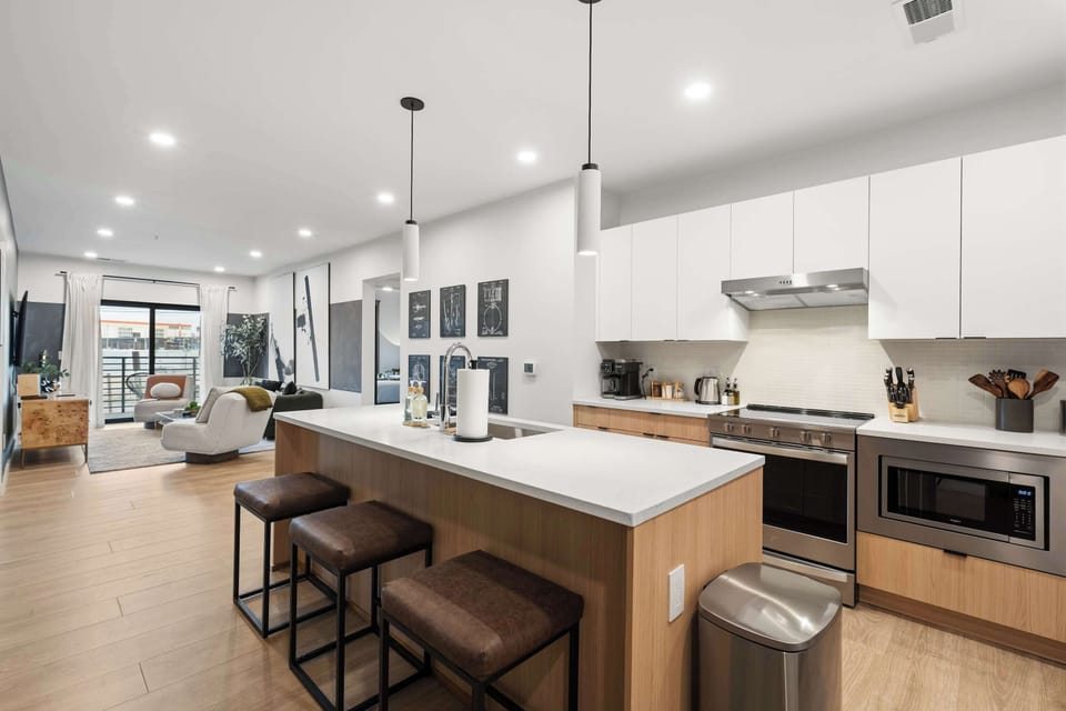 Modern Open-Concept Living 