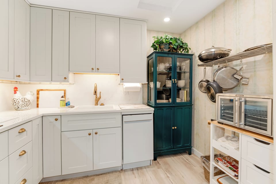 Kitchen. | Main Level