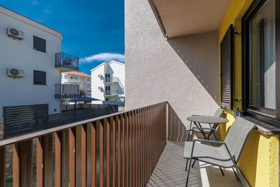 Terrace 1