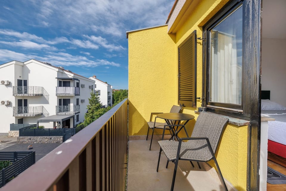 Terrace 2