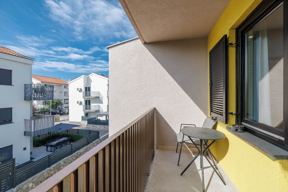Terrace 1