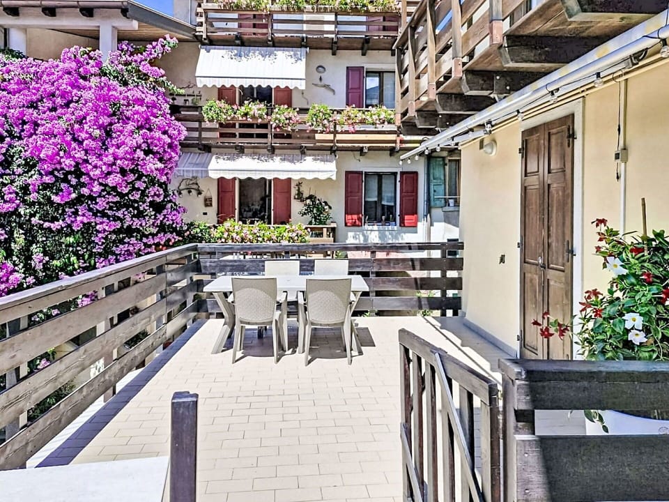 Flower, Balcony, Floristry, Houseplant, Hotel