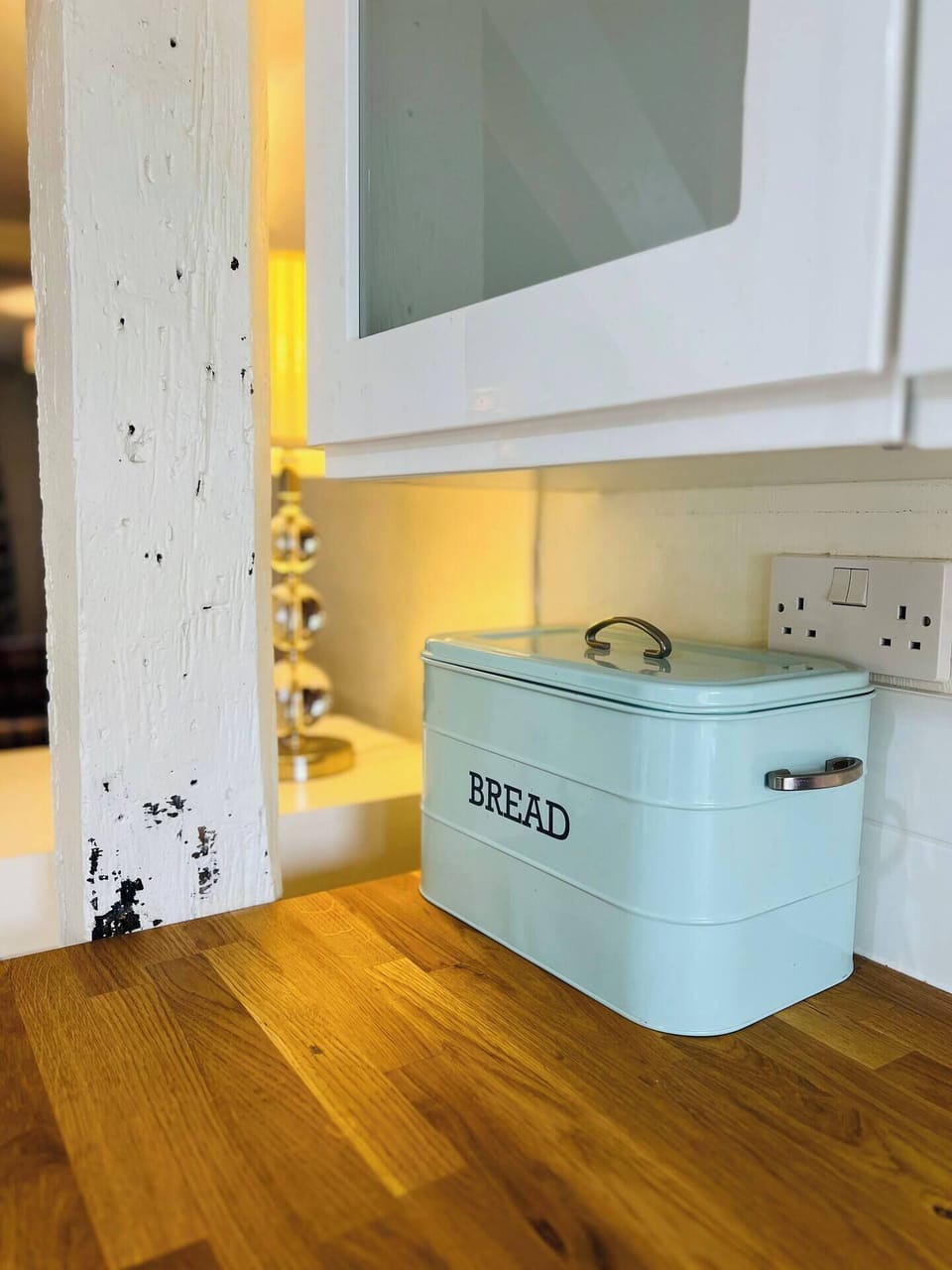 Breadbin