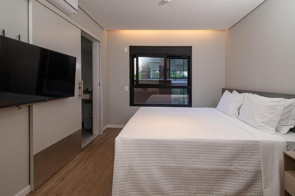 Bedroom. Interior and views may vary based on location and availability.