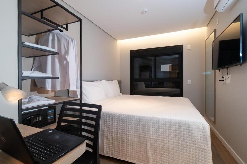 Bedroom. Interior and views may vary based on location and availability.