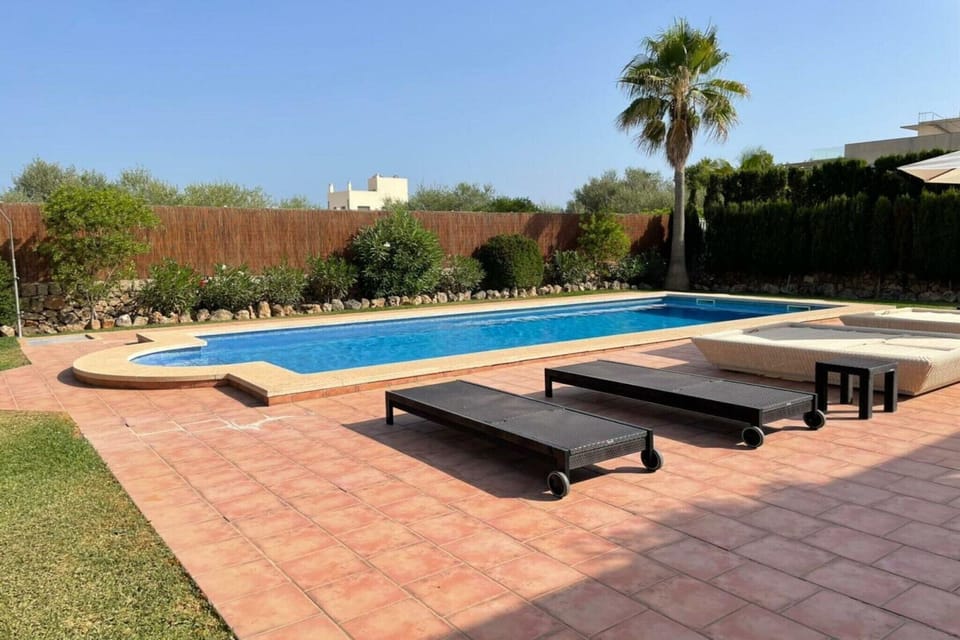 Holiday Home Swimming Pool