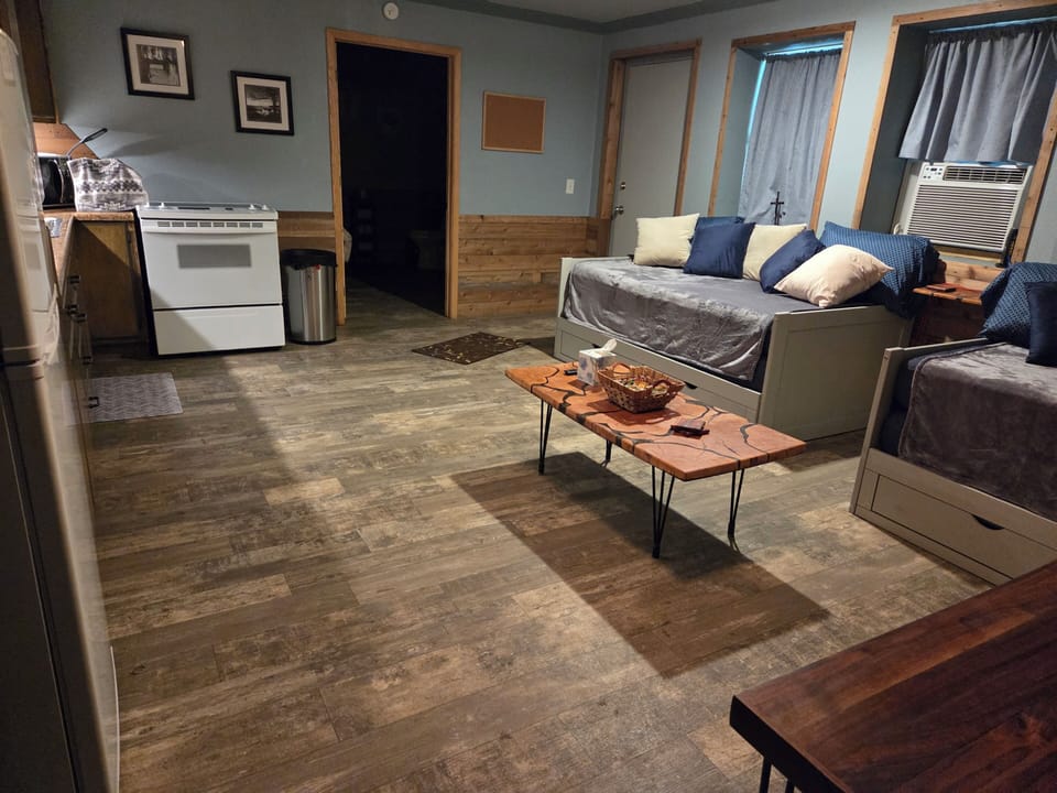 Beds to be prepared for guests expected.