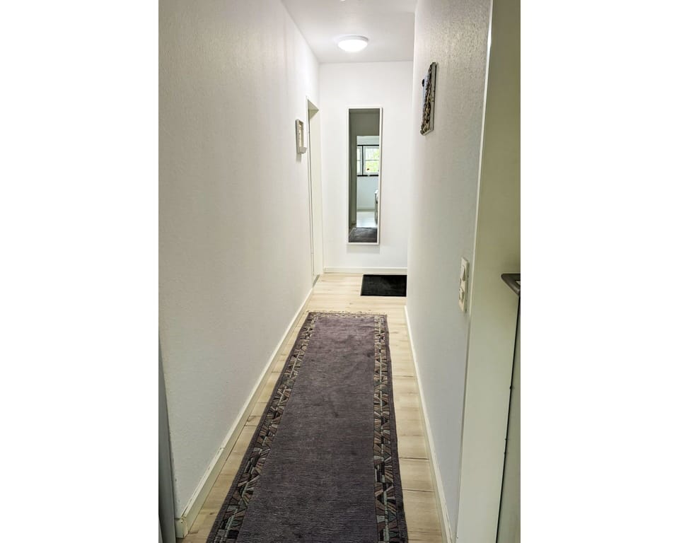 Flooring, Floor, Wall, Wood, Interior Design, Wood Flooring, Door, Room, Apartment