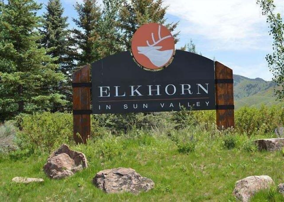 Entering Elkhorn