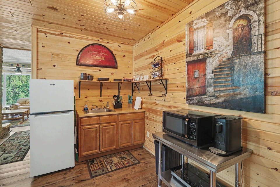 Kitchenette 