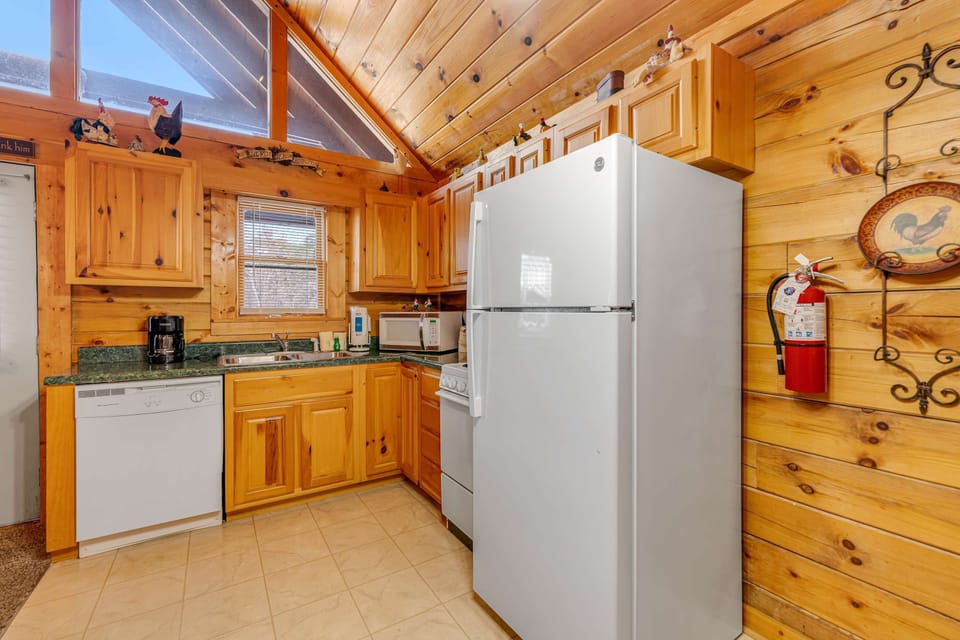 Rustic charm meets modern amenities for culinary adventures! Enjoy cooking with style!