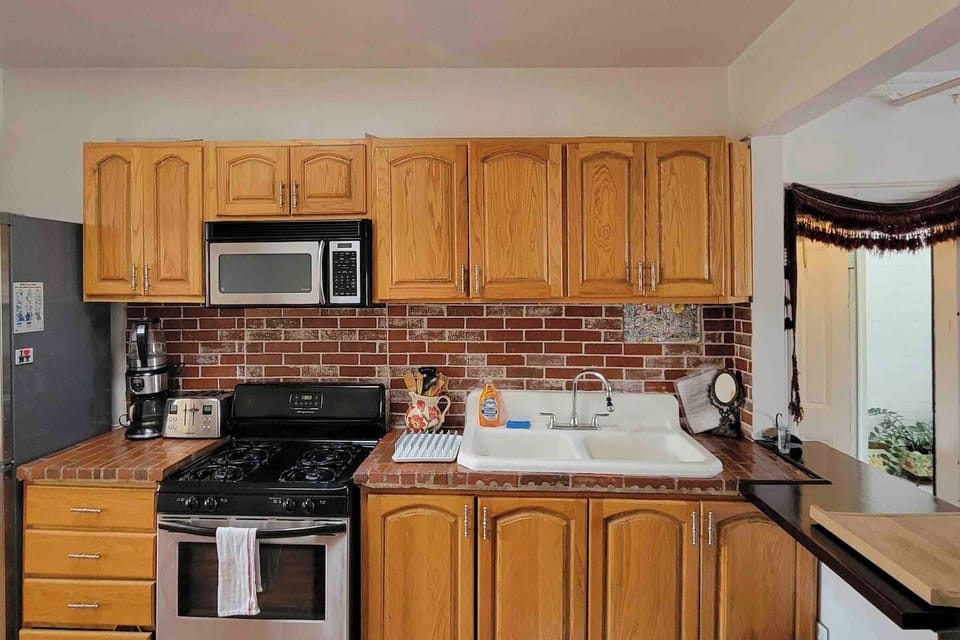 equipped kitchen