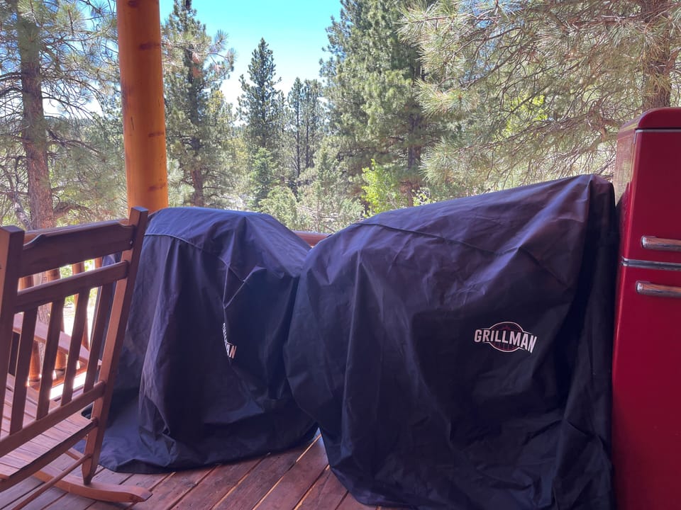 Grill / Smoker