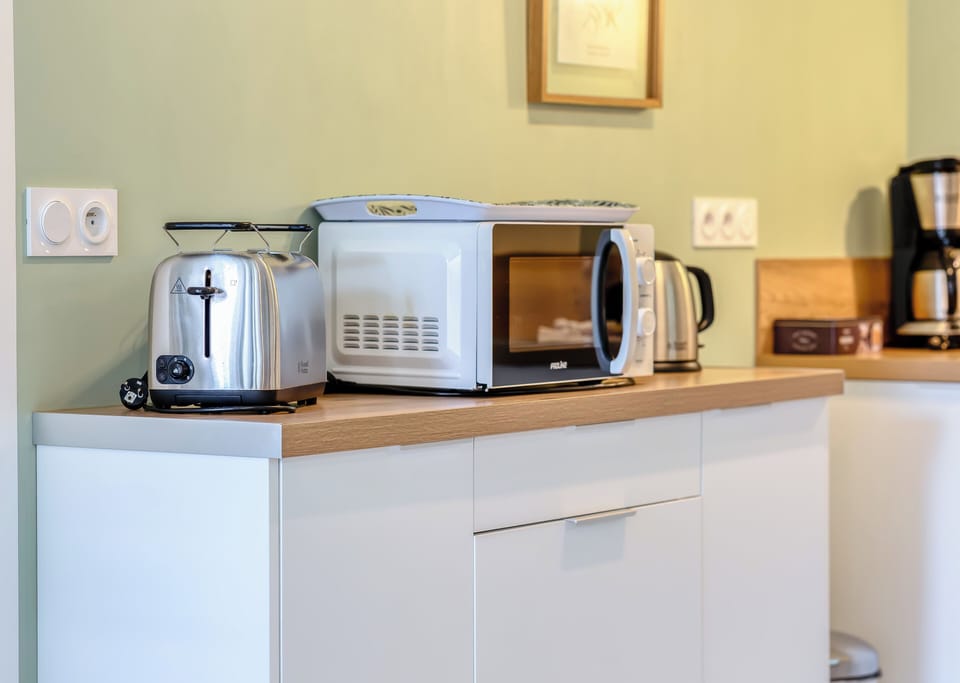 Cuisine pratique et soigneusement aménagée