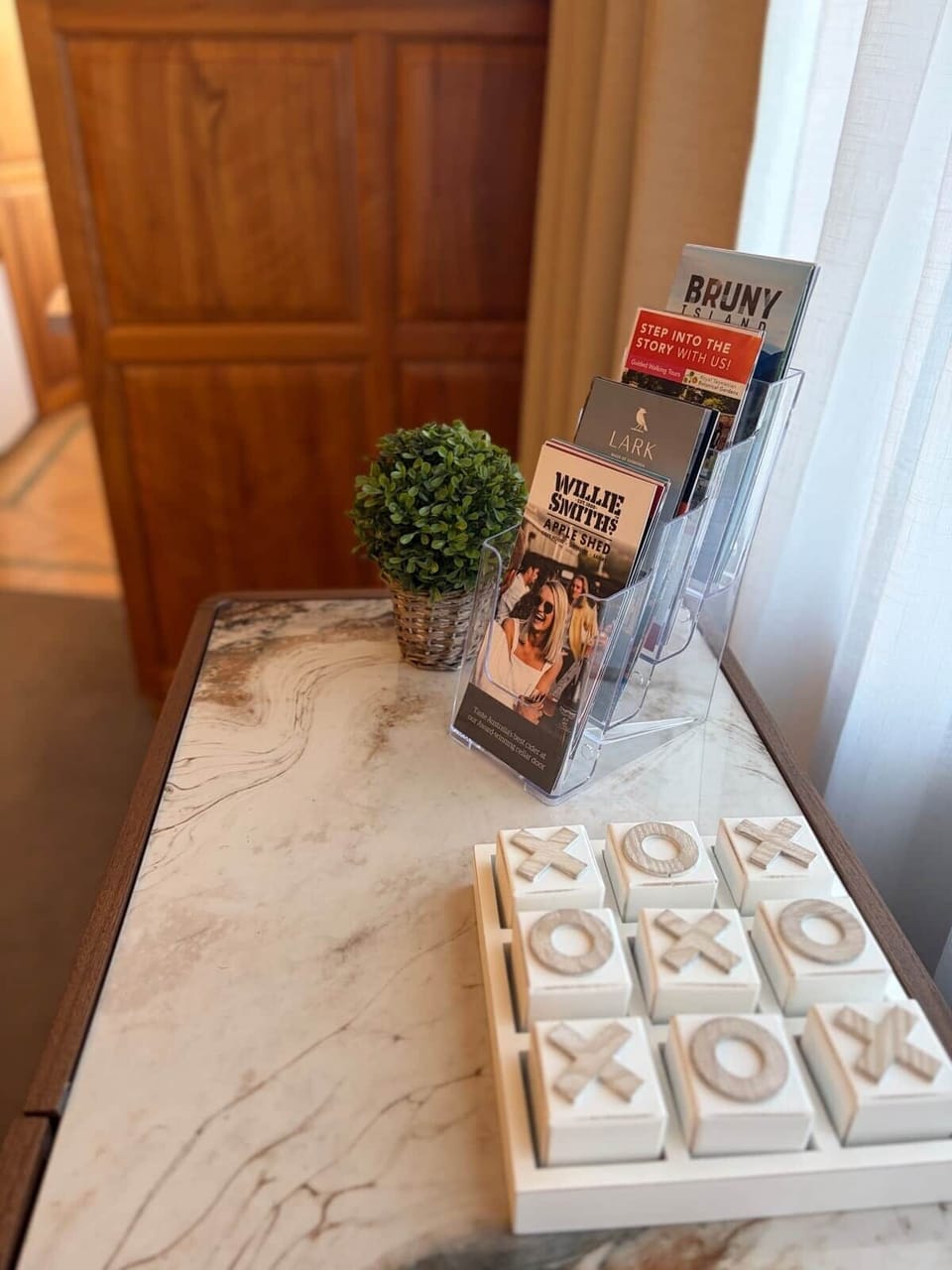 brochure stand