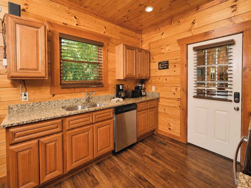 Fully Equipped Kitchen | From Pancake Breakfasts to Late-Night Snacks