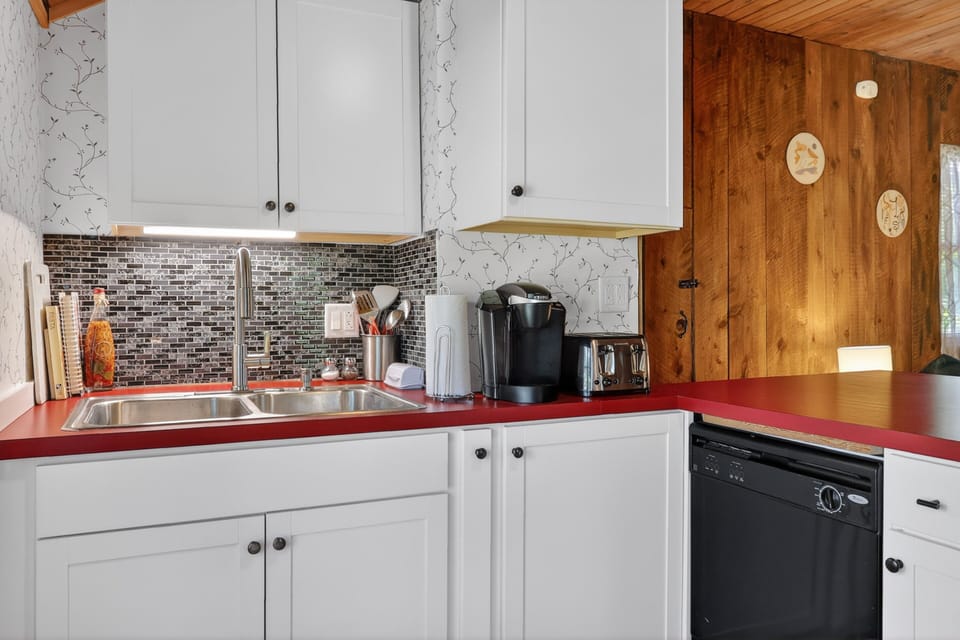 Indoors, Kitchen, Sink, Sink Faucet, Chair