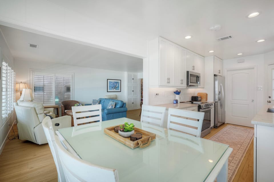 Dining area steps from the kitchen