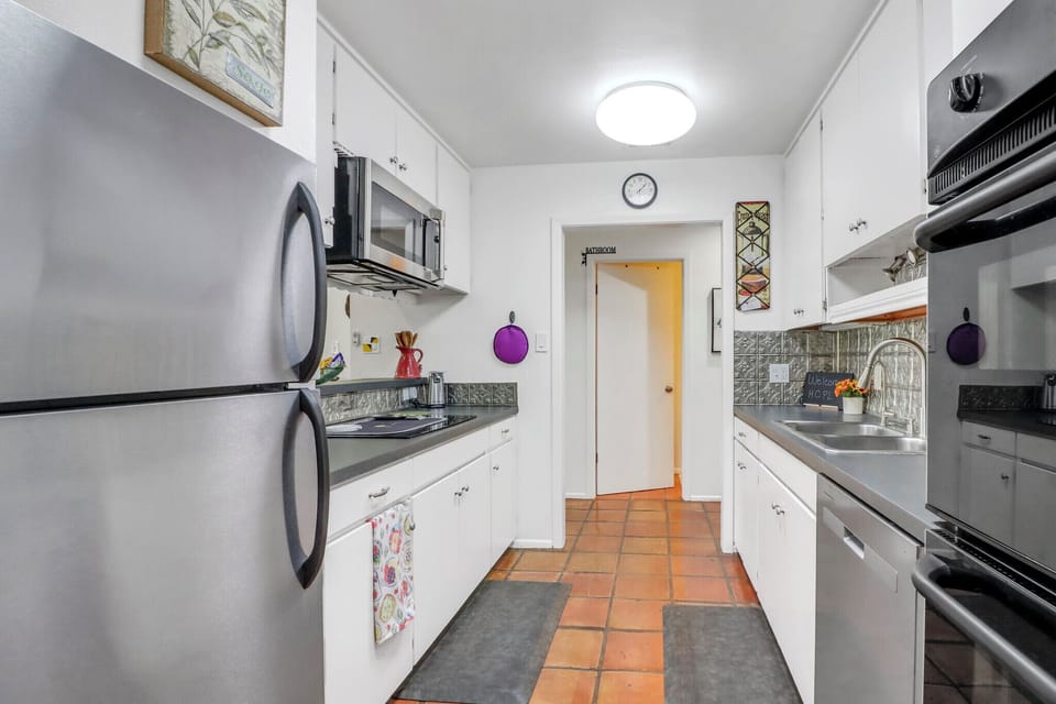 Fully equipped with stainless steel appliances