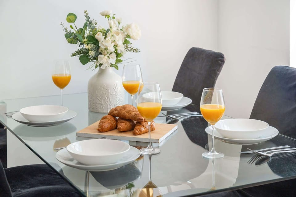 Dining details