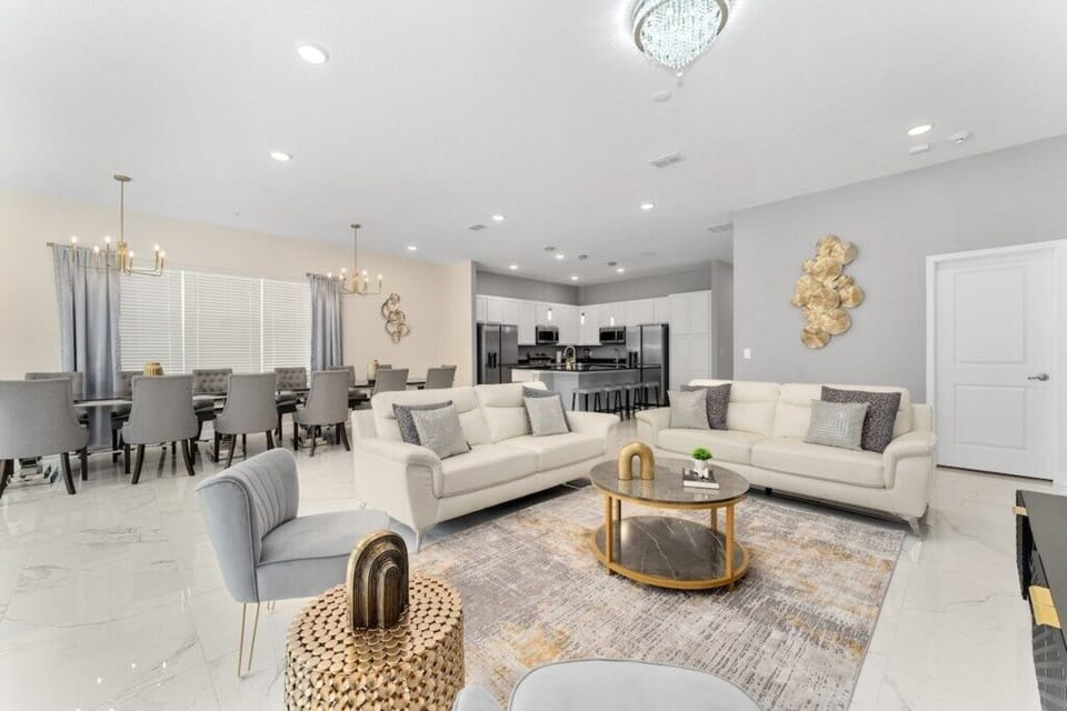Living room image 2
