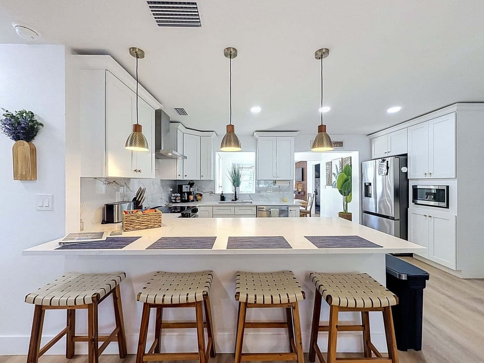 Kitchen Bar