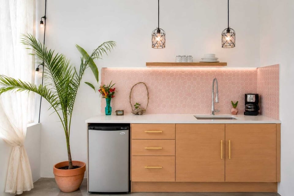 PRIVATE full kitchen- Everything needed to cook meals, including cooktop, blender, coffee maker, pots, pans, plates, cutlery, basic condiments, etc.